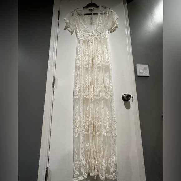 NWT VICI AAKAA Batwing Sleeve Open Knit Asymmetric Crocheting Coverup Small - Picture 3 of 6